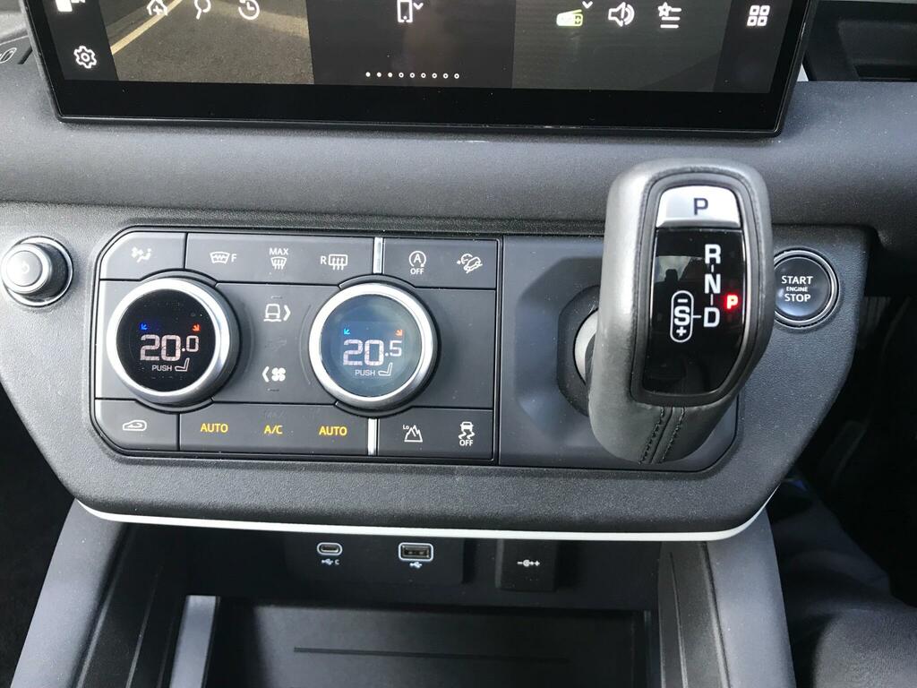 Land Rover Defender 110 110 #32