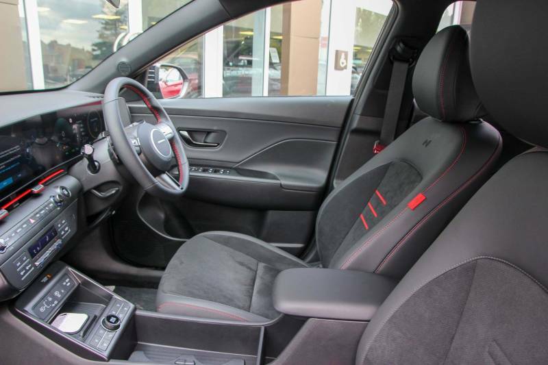 Hyundai Kona 1.6 H-gdi N Line S Dct Euro 6 Ss Black #2