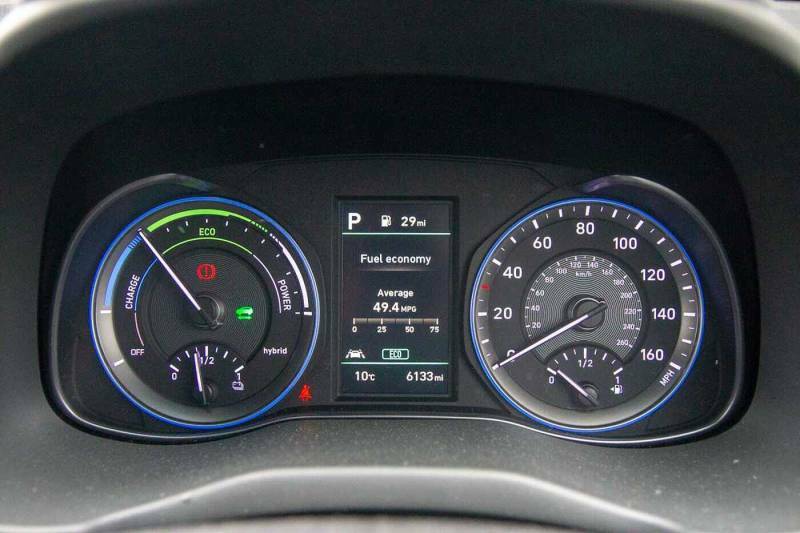 Hyundai Kona Hatchback #12