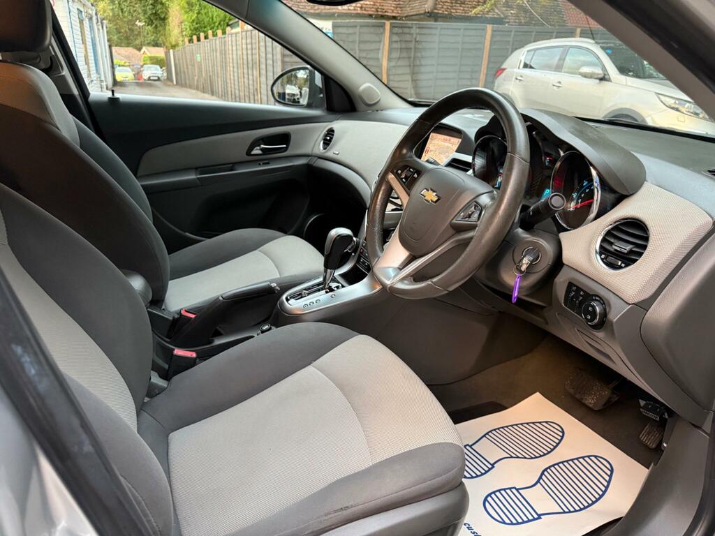Chevrolet Cruze Cruze Lt Silver #32