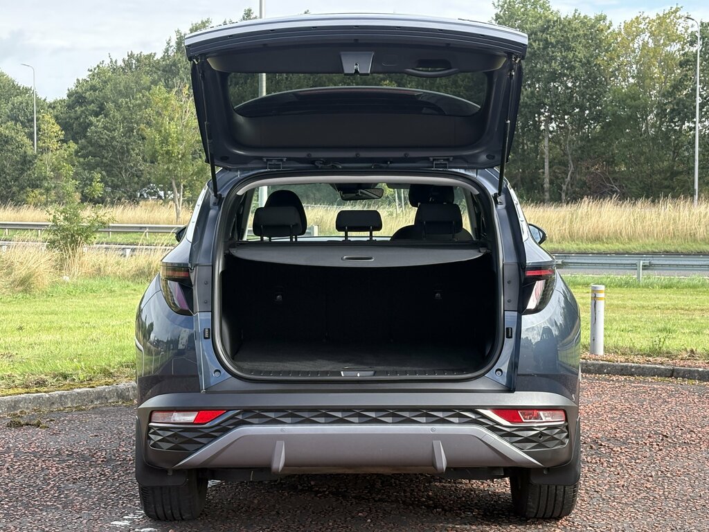 Hyundai Tucson Se Connect Grey #8