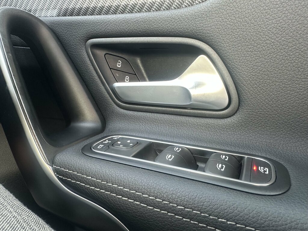 Mercedes-Benz A Class Hatchback Black #25