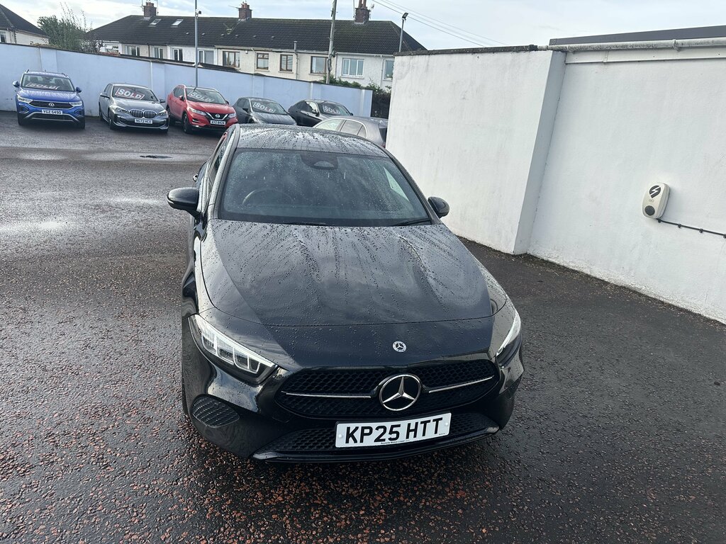 Mercedes-Benz A Class 2025 Mercedes A-class 1.3 A 180 Sport Edition Black #2