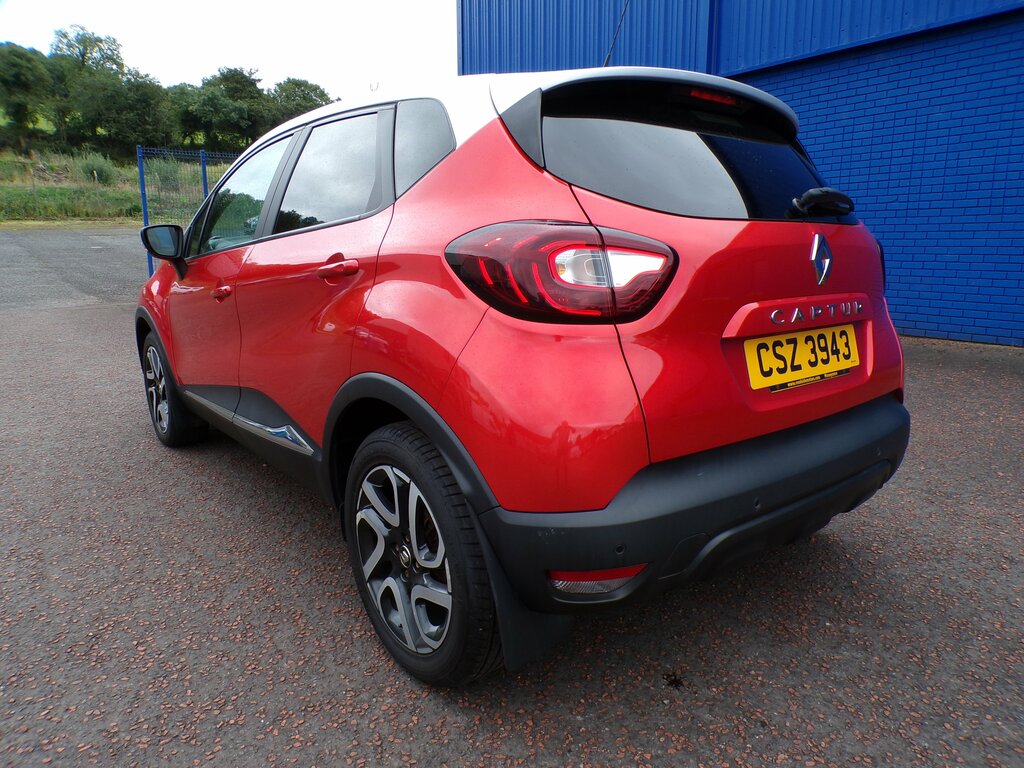 Renault Captur 2018 Renault Captur 0.9 Iconic Tce Red #6