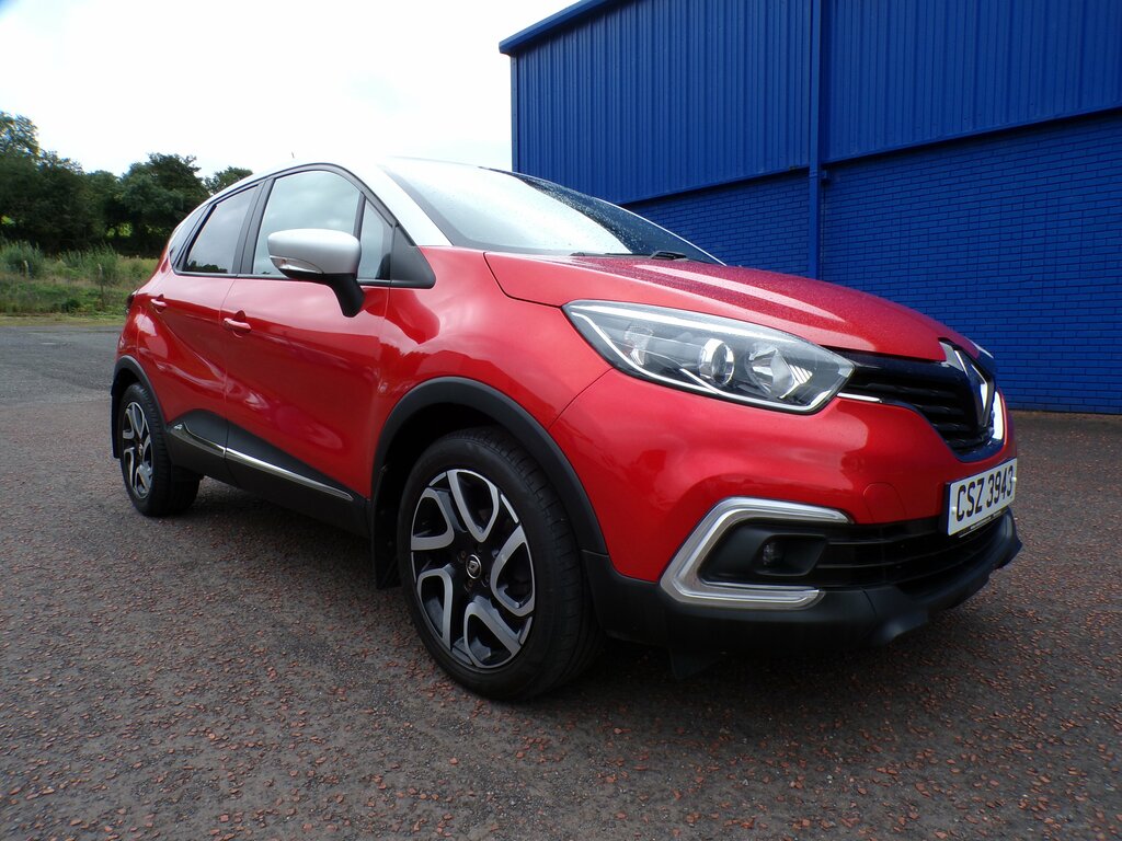 Renault Captur 2018 Renault Captur 0.9 Iconic Tce Red