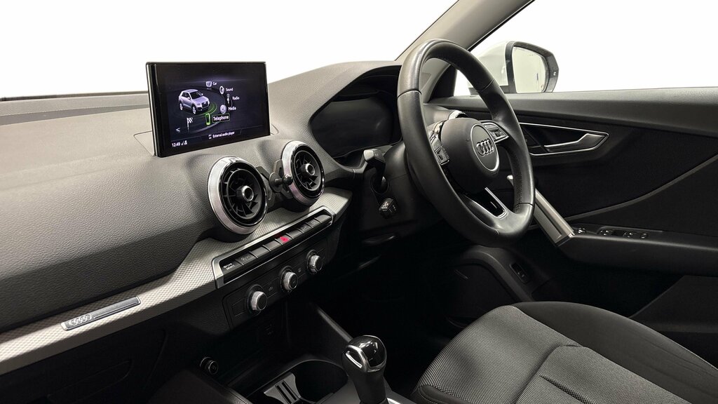 Audi Q2 2021 Audi Q2 1.5 Tfsi Sport 35 White #2