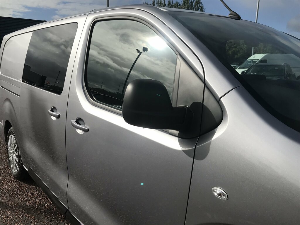 Peugeot E-Expert 75Kwh Professional Standard Panel Van Mwb 6Dr White #29