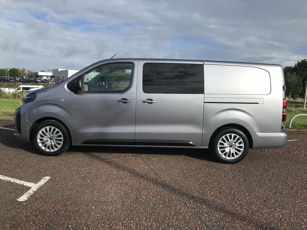Peugeot E-Expert Ex.vat 2025 Peugeot E-expert Asphalt Crew Long Grey #3