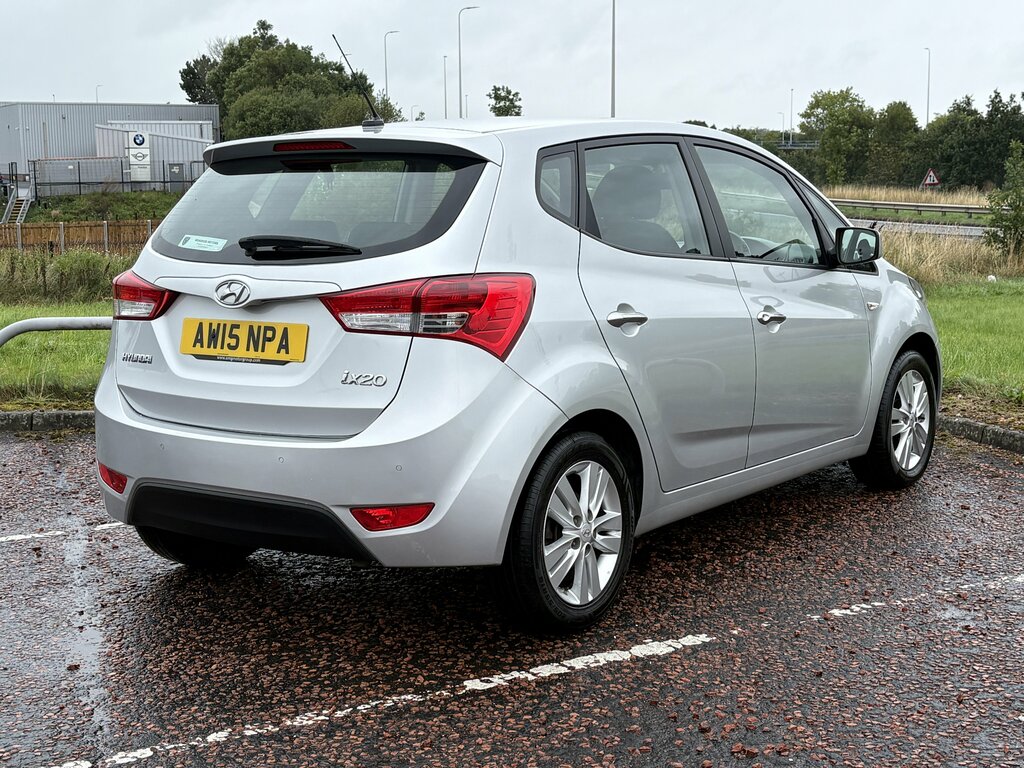 Hyundai Ix20 2015 Hyundai Ix20 1.6 Active Silver #6