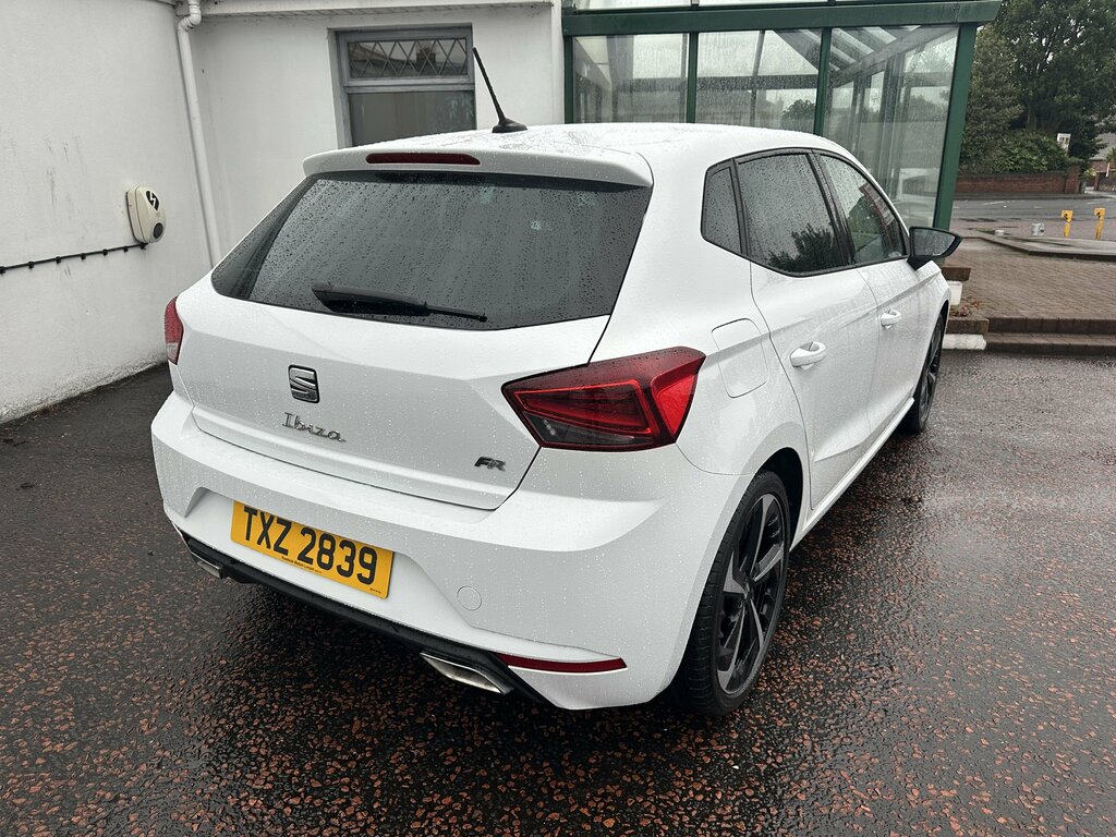 Seat Ibiza 2024 Seat Ibiza 1.0 Tsi Fr Sport White #4