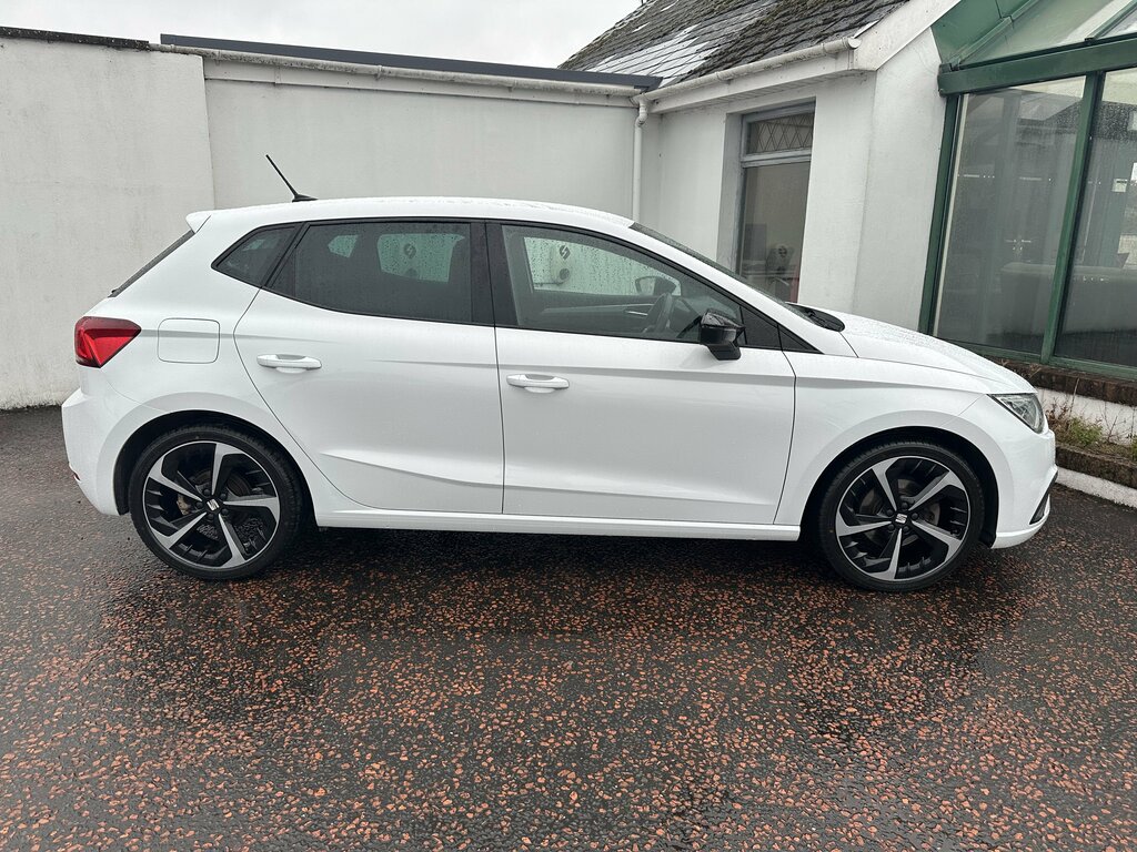 Seat Ibiza 2024 Seat Ibiza 1.0 Tsi Fr Sport White #3