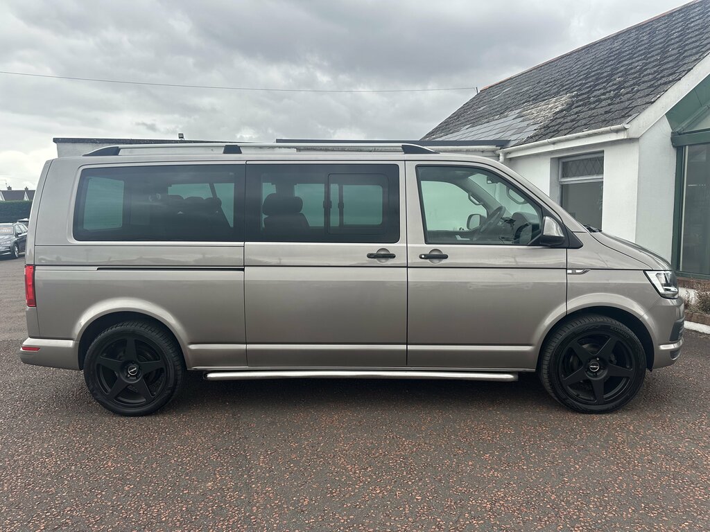 Volkswagen Transporter Shuttle 2017 Volkswagen Transporter 2.0 T32 Tdi Shuttle Se Beige #3