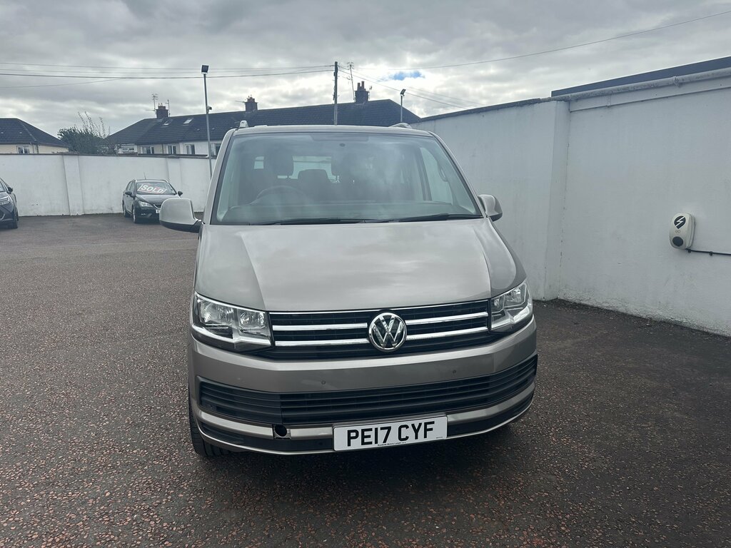 Volkswagen Transporter Shuttle 2017 Volkswagen Transporter 2.0 T32 Tdi Shuttle Se Beige #2