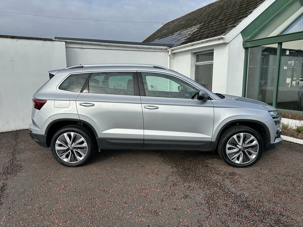 Skoda Karoq 2023 Skoda Karoq 1.0 Se L Tsi Just 12,000 Miles Silver #3