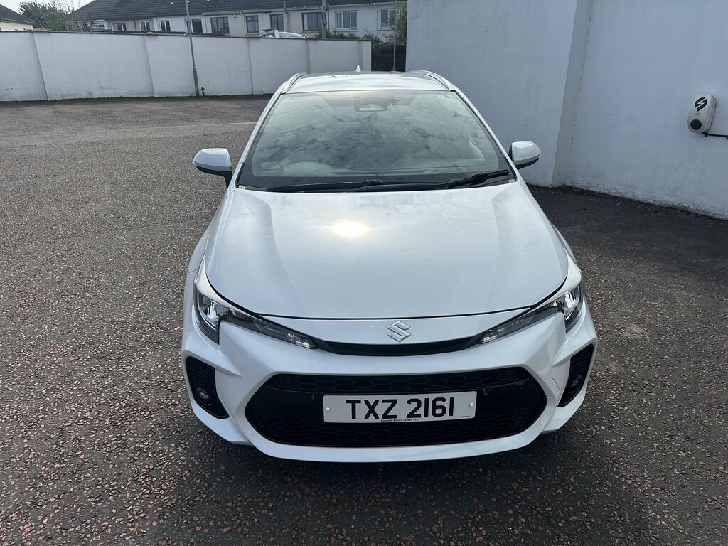 Suzuki Swace 2023 Suzuki Swace 1.8 Motion White #2