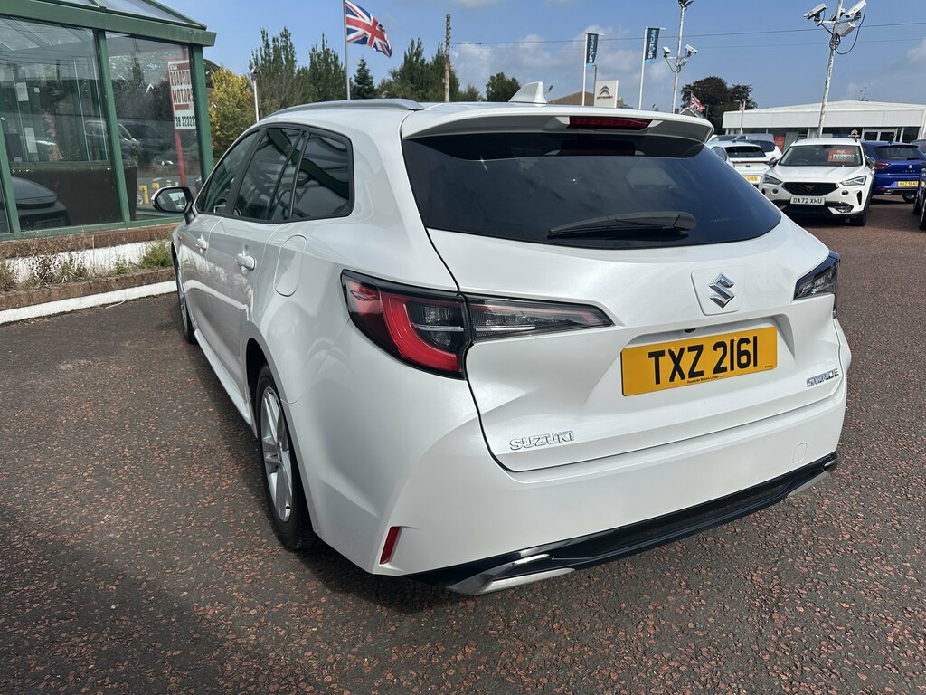 Suzuki Swace 2023 Suzuki Swace 1.8 Motion White #5
