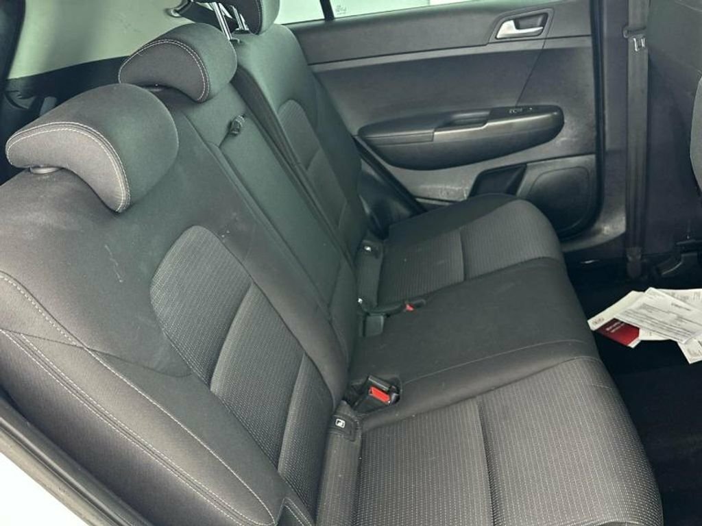 Kia Sportage Petrol NL71HRX #4