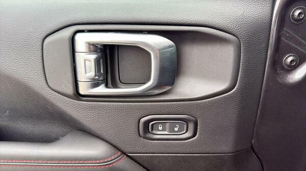 Jeep Wrangler 2L Rubicon Grey #17