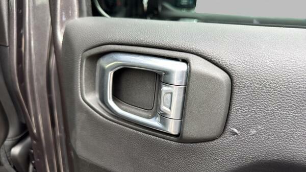 Jeep Wrangler 2L Rubicon Grey #38