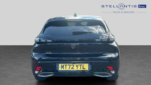 Peugeot 308 1.2 Puretech Allure Premium Hatchback E  #4