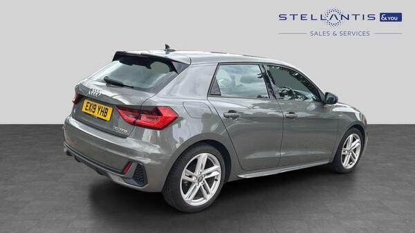 Audi A1 1.0 Tfsi 30 S Line Sportback Eur  #3