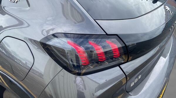 Peugeot 208 1.2 Puretech Gt Hatchback Eat Euro 6 S  #5