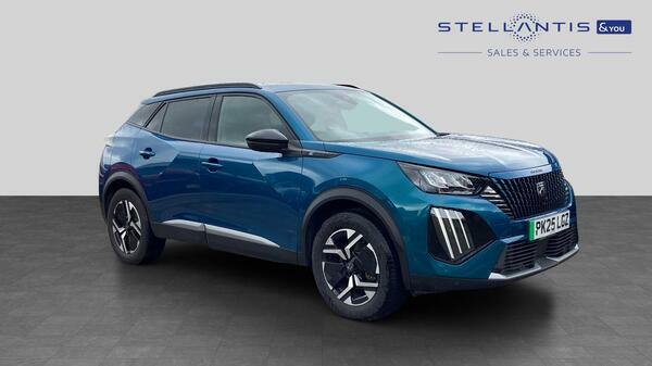 Peugeot e-2008 50Kwh Allure Suv 11Kw Charger
