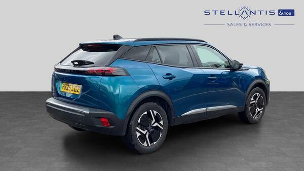 Peugeot e-2008 50Kwh Allure Suv 11Kw Charger #3