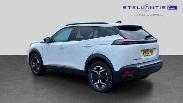 Peugeot e-2008 50Kwh Allure Suv 11Kw Charger #6