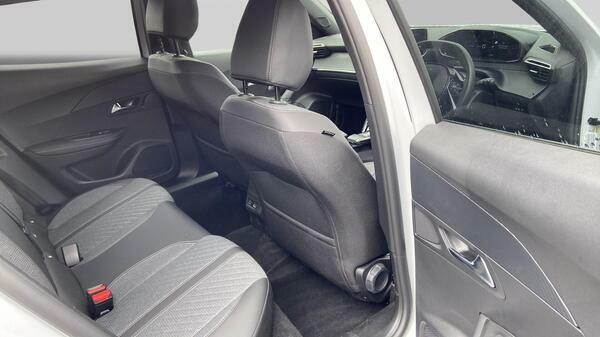 Peugeot e-2008 Suv Blue #40