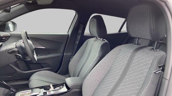Peugeot e-2008 Suv Blue #18