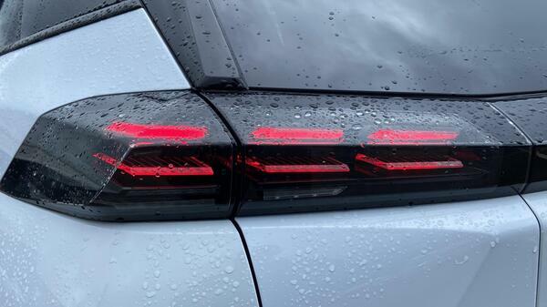 Peugeot e-2008 50Kwh Allure Suv 11Kw Charger #5