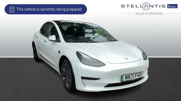 Tesla Model 3 Standard Range Plus Saloon Rwd 