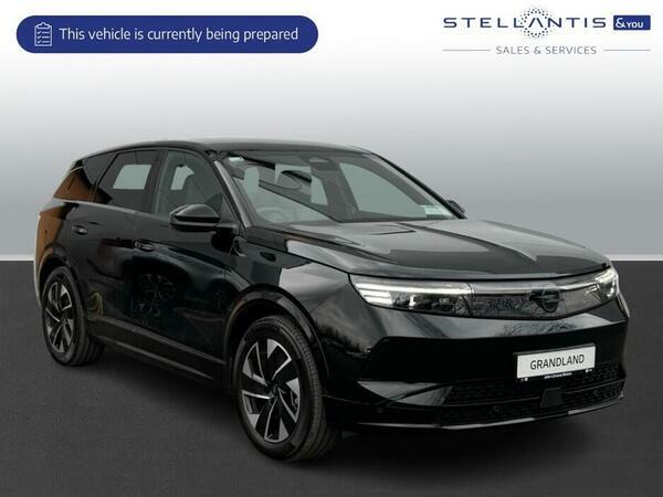 Vauxhall Grandland 73Kwh Ultimate Suv 213 Ps