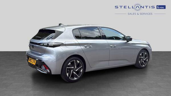 Peugeot 308 1.2 Puretech Allure Premium Hatchback E #3