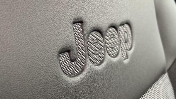 Jeep Avenger 54Kwh E Summit Suv Yellow #48