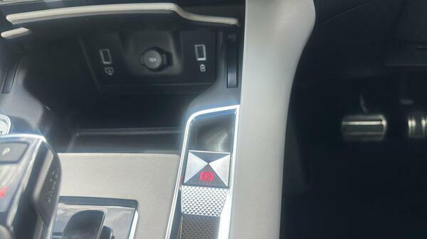 DS DS 7 1.6 E-tense Rivoli Eat8 Grey #27