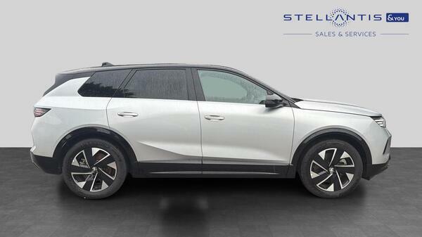 Vauxhall Grandland 73Kwh Gs Suv 213 Ps  #2