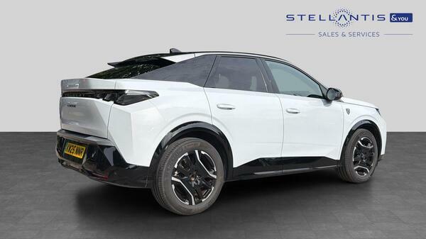 Peugeot 3008 73Kwh Gt Suv 11Kw Charger 210 #3