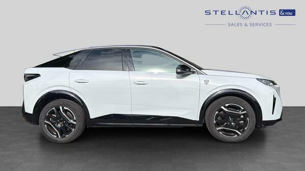 Peugeot 3008 73Kwh Gt Suv 11Kw Charger 210 #2