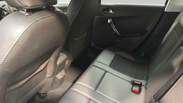 Peugeot 2008 1.2 Puretech Active 82 Bhp Grey #38
