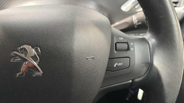 Peugeot 2008 1.2 Puretech Active 82 Bhp Grey #21