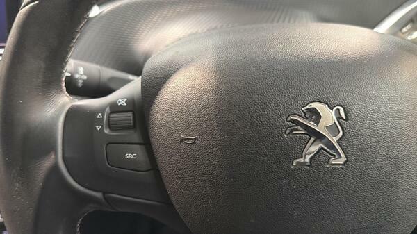 Peugeot 2008 1.2 Puretech Active 82 Bhp Grey #20
