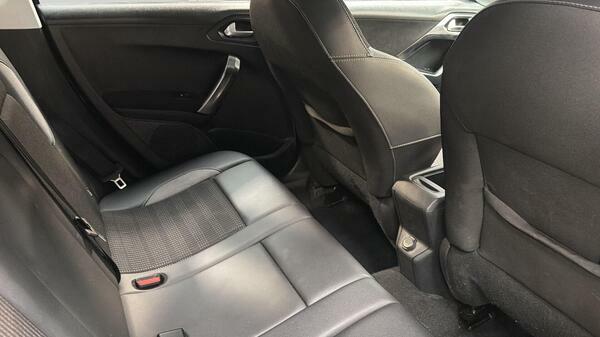 Peugeot 2008 1.2 Puretech Active 82 Bhp Grey #35