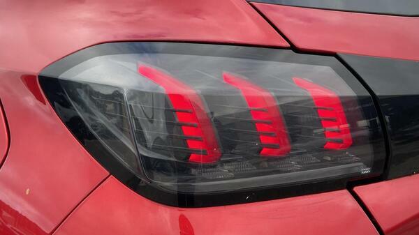 Peugeot 208 Hatchback #5