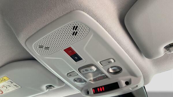 Peugeot 208 Hatchback #43