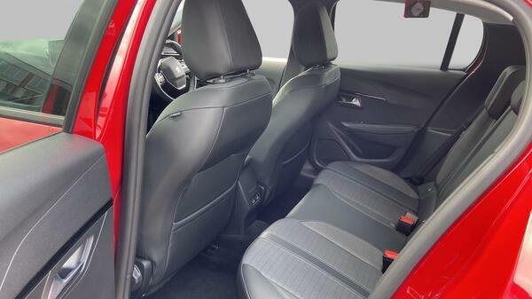 Peugeot 208 Hatchback #26