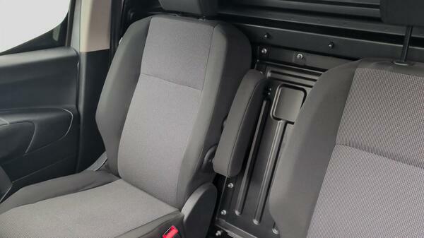 Peugeot E-Partner 52Kwh Professional Long Panel Van Lwb #17