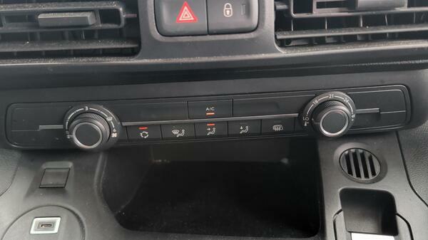 Peugeot E-Partner 52Kwh Professional Long Panel Van Lwb #29