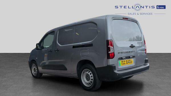 Peugeot E-Partner 750 52Kwh Professional Long Panel Van 6Dr #6